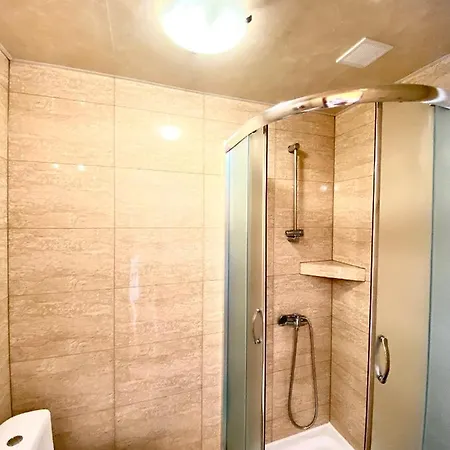 Goscinne Marcin Łeba